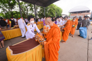 รักษาราชการแทนอธิการบดี มรท. และ คณบดี มนส. ร่วมพิธีวันเฉลิมพระชนมพรรษาสมเด็จพระนางเจ้าฯ พระบรมราชินี