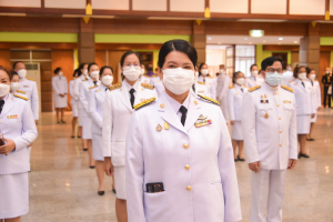 รักษาราชการแทนอธิการบดี มรท. และ คณบดี มนส. ร่วมพิธีวันเฉลิมพระชนมพรรษาสมเด็จพระนางเจ้าฯ พระบรมราชินี
