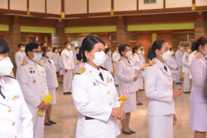 รักษาราชการแทนอธิการบดี มรท. และ คณบดี มนส. ร่วมพิธีวันเฉลิมพระชนมพรรษาสมเด็จพระนางเจ้าฯ พระบรมราชินี