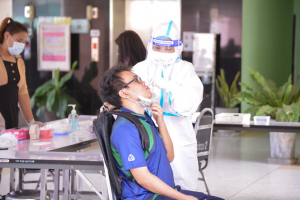 I-TECH จัดตรวจ ATK นศ.