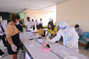 I-TECH จัดตรวจ ATK นศ.