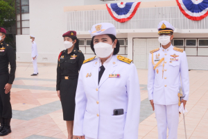 มรท.ร่วมพิธีวางพวงมาลาถวายราชสักการะวันคล้ายวันสวรรคต รัชกาลที่ 8