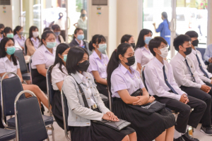 วจก.จัดอบรมพัฒนาบุคลิกภาพ นศ. ใหม่