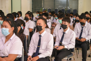 วจก.จัดอบรมพัฒนาบุคลิกภาพ นศ. ใหม่