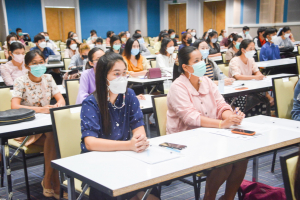 ครศ.จัดอบรมพัฒนาศักยภาพศิษย์เก่าในการวัดและประเมินผลการเรียนรู้ฯ