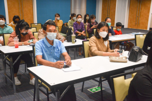 ครศ.จัดอบรมพัฒนาศักยภาพศิษย์เก่าในการวัดและประเมินผลการเรียนรู้ฯ