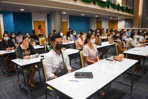 ครศ.จัดอบรมพัฒนาศักยภาพศิษย์เก่าในการวัดและประเมินผลการเรียนรู้ฯ