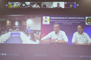 พิธีลงนาม MOU ระหว่าง มรภ.เทพสตรี กับ Universitas PGRI Adi Buana สาธารณรัฐอินโดนีเซีย
