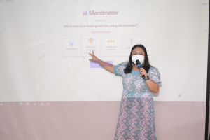 สาขาวิชาการศึกษาปฐมวัยจัดอบรมพัฒนานักศึกษาด้วยเทคโนโลยีสารสนเทศและการสื่อสาร