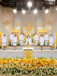 ผู้แทนผู้บริหาร มรท. บันทึกเทปโทรทัศน์ถวายพระพรชัยมงคล พระบาทสมเด็จพระเจ้าอยู่หัว