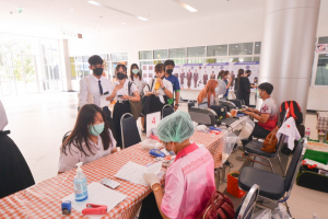 งานพยาบาล กองพัฒนา นศ.จัดโครงการบริจาคโลหิต ครั้งที่ 1