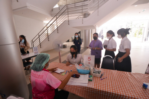 งานพยาบาล กองพัฒนา นศ.จัดโครงการบริจาคโลหิต ครั้งที่ 1
