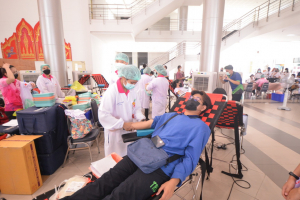 งานพยาบาล กองพัฒนา นศ.จัดโครงการบริจาคโลหิต ครั้งที่ 1