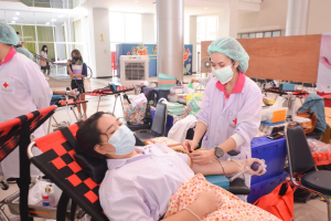 งานพยาบาล กองพัฒนา นศ.จัดโครงการบริจาคโลหิต ครั้งที่ 1