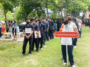 มรท. จัดกิจกรรมสืบสานประเพณีถวายเทียนพรรษา รณรงค์งดเหล้าเข้าพรรษา ปี 2565
