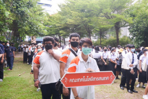 มรท. จัดกิจกรรมสืบสานประเพณีถวายเทียนพรรษา รณรงค์งดเหล้าเข้าพรรษา ปี 2565