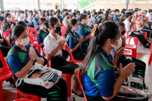 มรท. จัดกิจกรรมสืบสานประเพณีถวายเทียนพรรษา รณรงค์งดเหล้าเข้าพรรษา ปี 2565