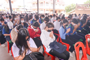มรท. จัดกิจกรรมสืบสานประเพณีถวายเทียนพรรษา รณรงค์งดเหล้าเข้าพรรษา ปี 2565