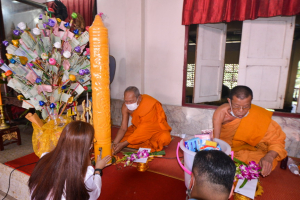 มรท. จัดกิจกรรมสืบสานประเพณีถวายเทียนพรรษา รณรงค์งดเหล้าเข้าพรรษา ปี 2565