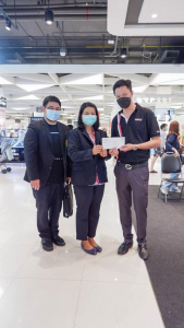 มรท. รับมอบเงินสนับสนุนการจัดการศึกษาในโครงการโตโยต้ารวมใจ คนไทยไม่ทิ้งกัน 