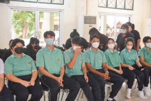 กกต.จ.ลพบุรี ร่วมกับ มรท. จัดอบรมหลักสูตรเยาวชนพลเมืองในวิถีใหม่ให้นักเรียน รร.สาธิต มรท.
