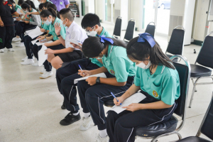 กกต.จ.ลพบุรี ร่วมกับ มรท. จัดอบรมหลักสูตรเยาวชนพลเมืองในวิถีใหม่ให้นักเรียน รร.สาธิต มรท.