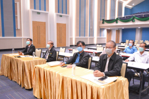 อธิการบดี มรท. ร่วมต้อนรับผู้ร่วมงานการรายงานผลการประเมินคุณภาพภายนอก ภายใต้สถานการณ์โควิด-19 ประจำปีงบประมาณ พ.ศ.2565