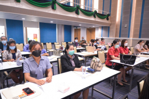 อธิการบดี มรท. ร่วมต้อนรับผู้ร่วมงานการรายงานผลการประเมินคุณภาพภายนอก ภายใต้สถานการณ์โควิด-19 ประจำปีงบประมาณ พ.ศ.2565