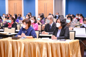 อธิการบดี มรท. ร่วมต้อนรับผู้ร่วมงานการรายงานผลการประเมินคุณภาพภายนอก ภายใต้สถานการณ์โควิด-19 ประจำปีงบประมาณ พ.ศ.2565