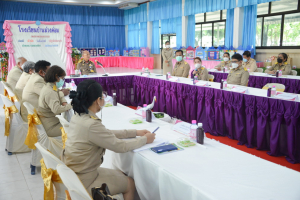 ผู้บริหาร มรท. ร่วมให้การต้อนรับองคมนตรีในโอกาสติดตาม ตรวจเยี่ยม รร.โครงการกองทุนการศึกษา และ รร.เครือข่าย จ.ลพบุรี