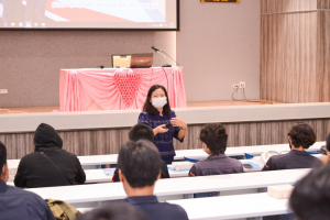 คณะเทคโนโลยีอุตสาหกรรมจัดอบรมพัฒนาทักษะด้านภาษาอังกฤษแก่นักศึกษา