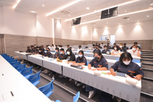 คณะเทคโนโลยีอุตสาหกรรมจัดอบรมพัฒนาทักษะด้านภาษาอังกฤษแก่นักศึกษา