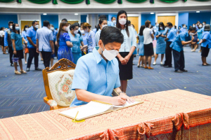 มรท. จัดพิธีถวายพระพรชัยมงคลสมเด็จพระนางเจ้าสิริกิติ์ พระบรมราชินีนาถ พระบรมราชชนนีพันปีหลวง