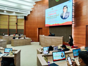 อธิการบดี มรท. นำคณะผู้บริหาร และบุคลากร มรภ.เทพสตรี ศึกษาดูงานแนวทางการดำเนินกิจกรรมวิศวกรสังคม ระบบงานวิชาการ การจัดทำตัวชี้วัดการขับเคลื่อนยุทธศาสตร์มหาวิทยาลัย และการดูงานวิทยาลัยนานาชาติ ของ มรภ.สุราษฎร์ธานี