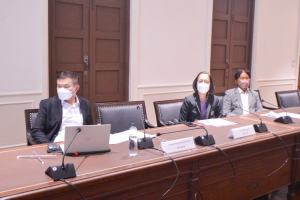 สถาบันวิจัยและพัฒนาจัดวิพากษ์หลักสูตรระยะสั้น 2 หลักสูตร