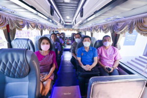 มรท. รับมอบรถบัสโดยสาร ขนาด 40 ที่นั่ง