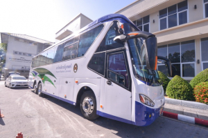 มรท. รับมอบรถบัสโดยสาร ขนาด 40 ที่นั่ง