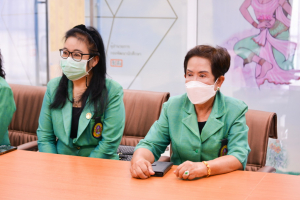 คณะผู้บริหาร มรท. ให้การต้อนรับ สมาคมศิษย์เก่า มรท. ในโอกาสมอบเงินและร่วมสนับสนุนงานพิธีพระราชทานปริญญาบัตร