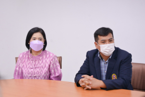 คณะผู้บริหาร มรท. ให้การต้อนรับ สมาคมศิษย์เก่า มรท. ในโอกาสมอบเงินและร่วมสนับสนุนงานพิธีพระราชทานปริญญาบัตร