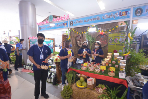 มรท. จัดบูธแสดงผลงานพัฒนาท้องถิ่น มรท. ประจำปี 2565 ในงานมหกรรม 102 ปี มหาวิทยาลัยราชภัฏเทพสตรี