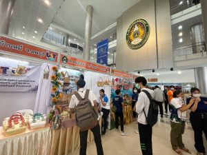 มรท. จัดบูธแสดงผลงานพัฒนาท้องถิ่น มรท. ประจำปี 2565 ในงานมหกรรม 102 ปี มหาวิทยาลัยราชภัฏเทพสตรี