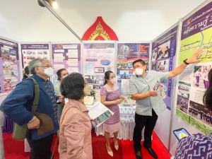 มรท. จัดบูธแสดงผลงานพัฒนาท้องถิ่น มรท. ประจำปี 2565 ในงานมหกรรม 102 ปี มหาวิทยาลัยราชภัฏเทพสตรี