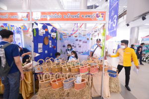 มรท. จัดบูธแสดงผลงานพัฒนาท้องถิ่น มรท. ประจำปี 2565 ในงานมหกรรม 102 ปี มหาวิทยาลัยราชภัฏเทพสตรี