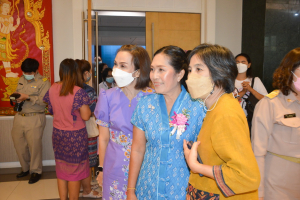 งานด้วยรักและผูกพัน 65