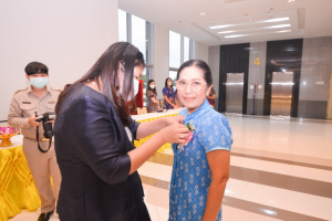 งานด้วยรักและผูกพัน 65