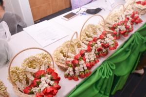 งานด้วยรักและผูกพัน 65