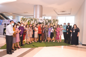 งานด้วยรักและผูกพัน 65