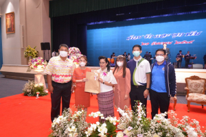งานด้วยรักและผูกพัน 65
