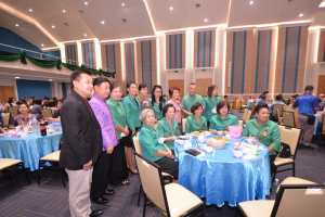 งานด้วยรักและผูกพัน 65