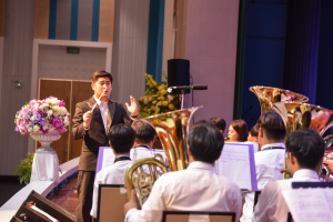 งานด้วยรักและผูกพัน 65